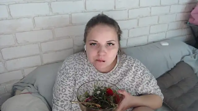 Crazyy girl  online show from 02-24-26, 02:04