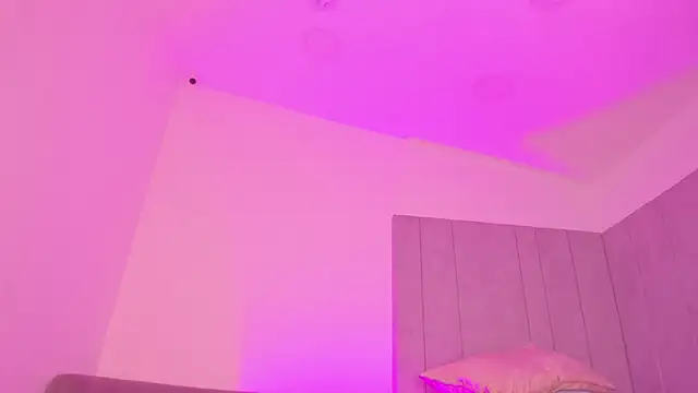 kaylarossi online show from 02-04-25, 07:00