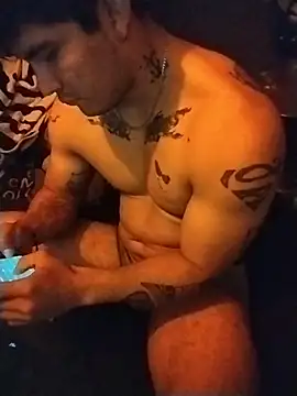 Woofer dick online show from 12-22-25, 04:42