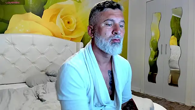 BlowMyXXL online show from 11-05-25, 02:50