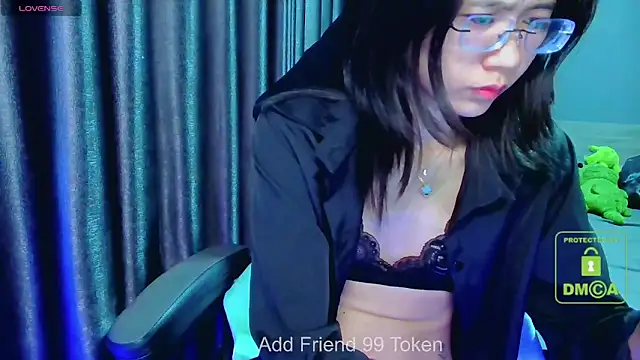Snapshot of littlemiilk chatting on 12-14-24, 05:03 littlemiilk online show from 12-14-24, 05:03