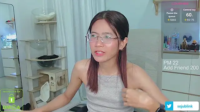 Snapshot of littlemiilk chatting on 11-12-25, 07:53 littlemiilk online show from 11-12-25, 07:53