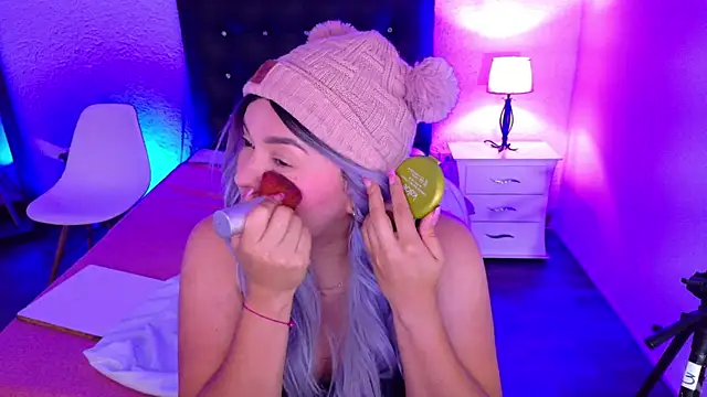 Snapshot of Cuckold_lover69 chatting on 03-06-25, 03:24 Cuckold lover69 online show from 03-06-25, 03:24