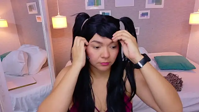 Snapshot of Cuckold_lover69 chatting on 09-18-25, 01:24 Cuckold lover69 online show from 09-18-25, 01:24