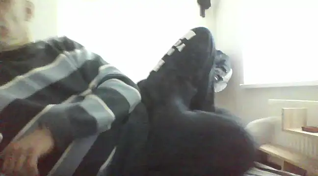 Snapshot of Franc113 chatting on 02-22-25, 11:24 Franc113 online show from 02-22-25, 11:24