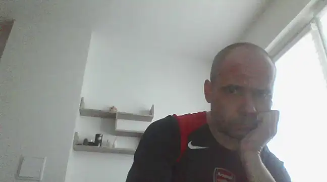 Snapshot of Franc113 chatting on 03-17-25, 03:18 Franc113 online show from 03-17-25, 03:18