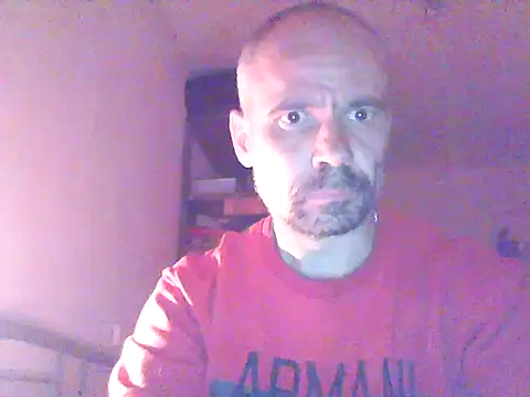 Snapshot of Franc113 chatting on 10-14-25, 01:06 Franc113 online show from 10-14-25, 01:06