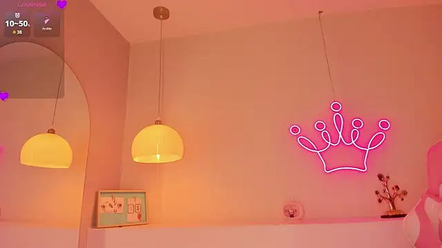 violeth hill online show from 10-14-25, 07:47