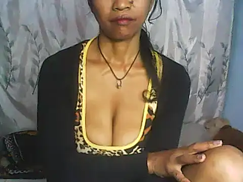 nene belle online show from 03-19-25, 08:12