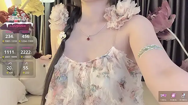 Nacy-Moonlight online show from 10-20-25, 03:56