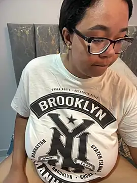 XMara online show from 01-14-26, 04:56