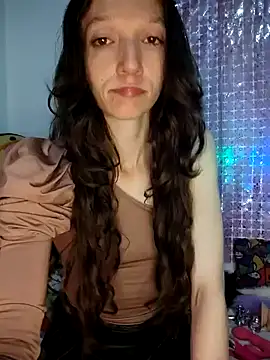 Lucy cole online show from 01-25-25, 05:18