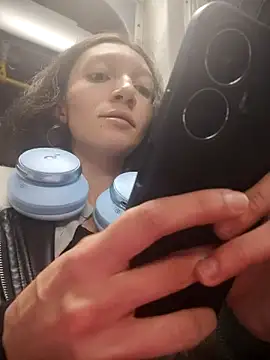 Lucy cole online show from 03-09-25, 04:16