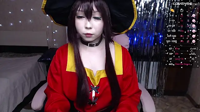 Snapshot of Vanessa_AmiX chatting on 12-19-24, 10:24 Vanessa AmiX online show from 12-19-24, 10:24
