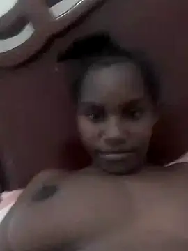 Ebonyyprincess online show from 11-12-25, 07:13