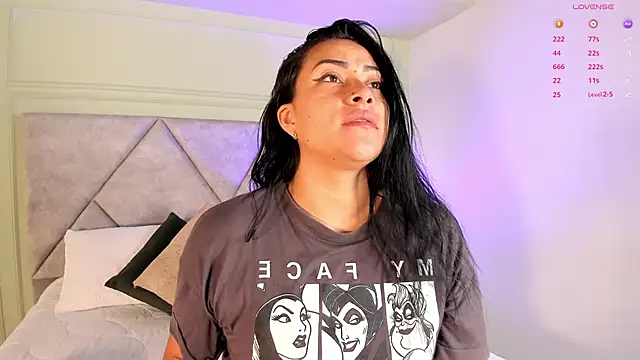 Miss Ambeer online show from 11-23-25, 11:43