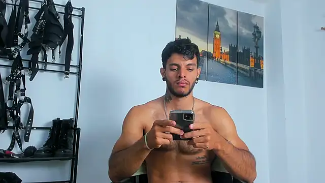 JuanBlade online show from 10-30-25, 05:35