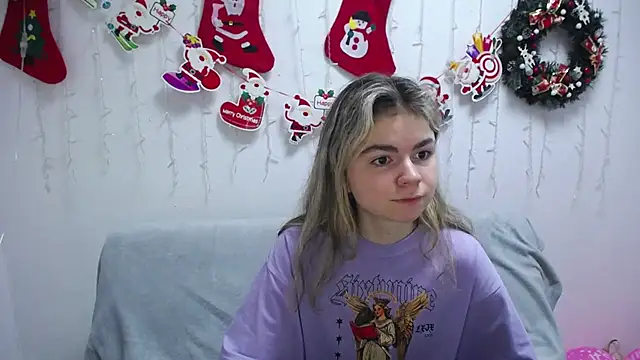 TinaRedly online show from 12-18-24, 02:42