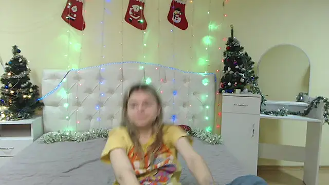 TinaRedly online show from 12-21-24, 01:21