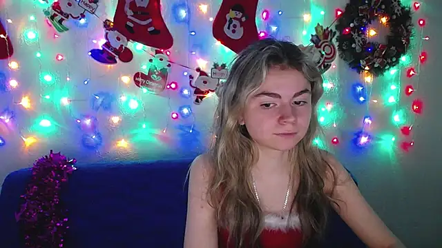 TinaRedly online show from 12-25-24, 09:34