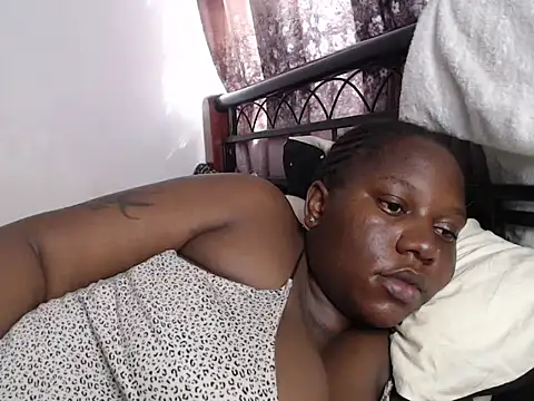 Whimsicalwillow online show from 11-19-25, 11:21