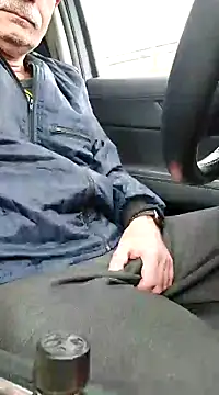 bottomhairy online show from 12-19-24, 11:18