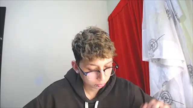  Thomas hot  online show from 01-23-25, 10:54