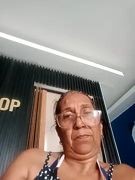 Snapshot of SWEET_LOVER01 chatting on 02-02-26, 06:39 SWEET LOVER01 online show from 02-02-26, 06:39