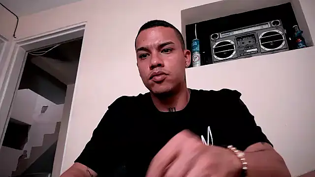 Snapshot of Osiiriis chatting on 01-09-25, 09:37 Osiiriis online show from 01-09-25, 09:37