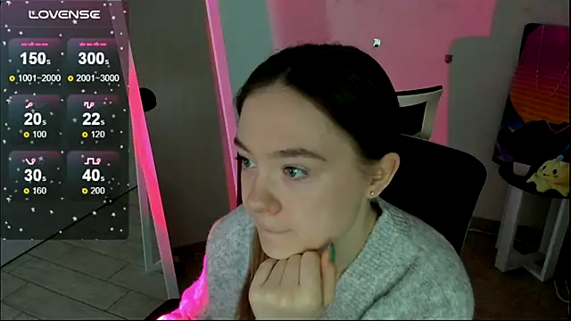 Snapshot of Florence_meow chatting on 10-29-25, 08:38 Florence meow online show from 10-29-25, 08:38