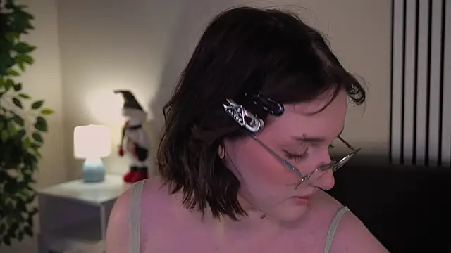 ELLIEJAY online show from 11-29-25, 05:32