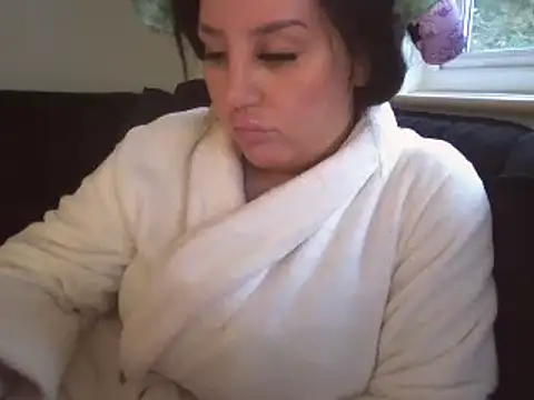 Snapshot of magical_mia chatting on 02-07-25, 03:52 magical mia online show from 02-07-25, 03:52