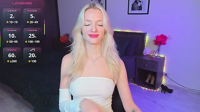 AleksaBlonde online show from 11-18-25, 11:14