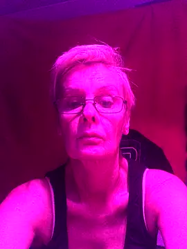 Snapshot of HelgaHimmell chatting on 11-15-25, 09:43 HelgaHimmell online show from 11-15-25, 09:43