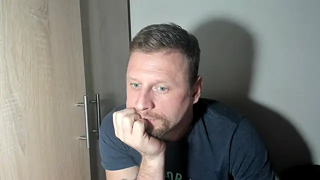 Snapshot of ANGELALEXYNO2024 chatting on 03-01-25, 01:43 ANGELALEXYNO2024 online show from 03-01-25, 01:43