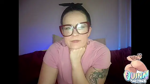 Snapshot of quinnmariexo chatting on 11-19-25, 09:59 quinnmariexo online show from 11-19-25, 09:59