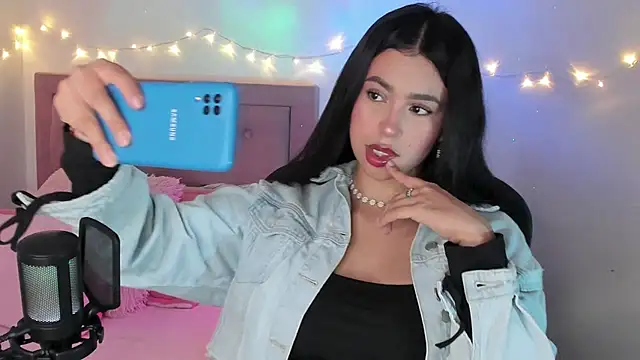 Snapshot of youpinkgirl_ chatting on 12-17-25, 09:10 youpinkgirl online show from 12-17-25, 09:10