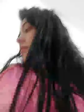 Sophie-hatter online show from 12-26-24, 12:03