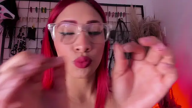 Snapshot of charrlotte_quinn chatting on 12-05-25, 03:09 charrlotte quinn online show from 12-05-25, 03:09