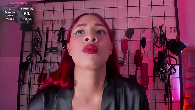 Snapshot of charrlotte_quinn chatting on 01-15-26, 03:16 charrlotte quinn online show from 01-15-26, 03:16