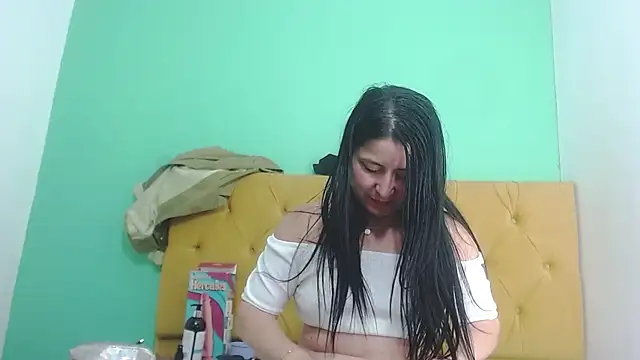 Snapshot of agathacorlincm101 chatting on 01-17-25, 11:07 agathacorlincm101 online show from 01-17-25, 11:07
