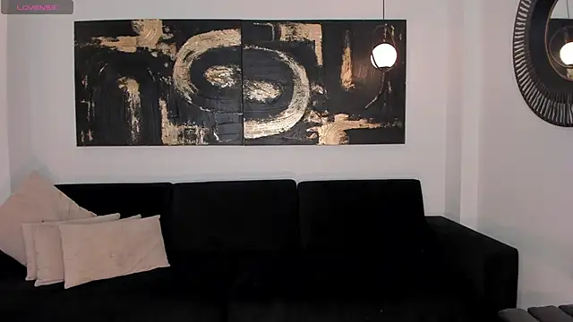 MollySundersX online show from 12-29-24, 06:16