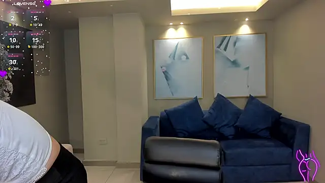 MollySundersX online show from 11-11-25, 08:53