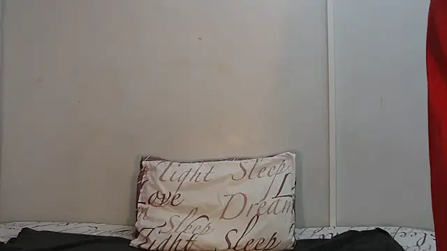 yummydoll97 online show from 12-18-25, 06:25