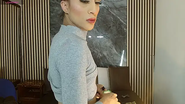 PriscilaRainbow online show from 01-31-25, 01:01