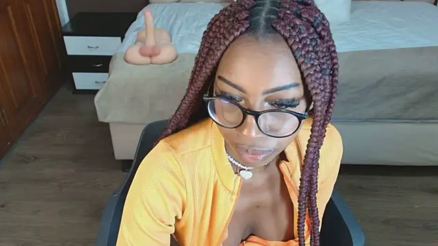 Raquel jones online show from 01-20-25, 02:25