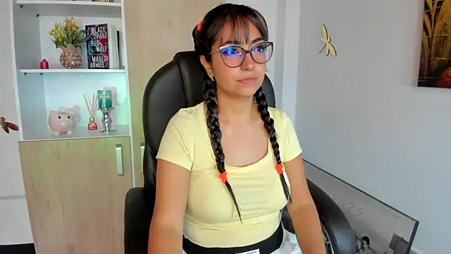 Snapshot of Isabellaa22_1 chatting on 02-28-25, 03:04 Isabellaa22 1 online show from 02-28-25, 03:04