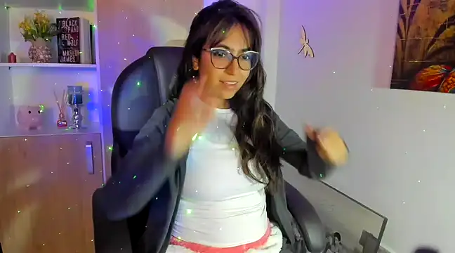 Snapshot of Isabellaa22_1 chatting on 03-06-25, 02:51 Isabellaa22 1 online show from 03-06-25, 02:51