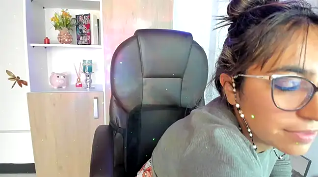 Snapshot of Isabellaa22_1 chatting on 03-12-25, 07:59 Isabellaa22 1 online show from 03-12-25, 07:59