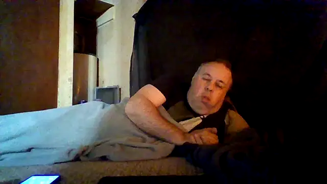 Nightshade7712 online show from 12-14-25, 07:51